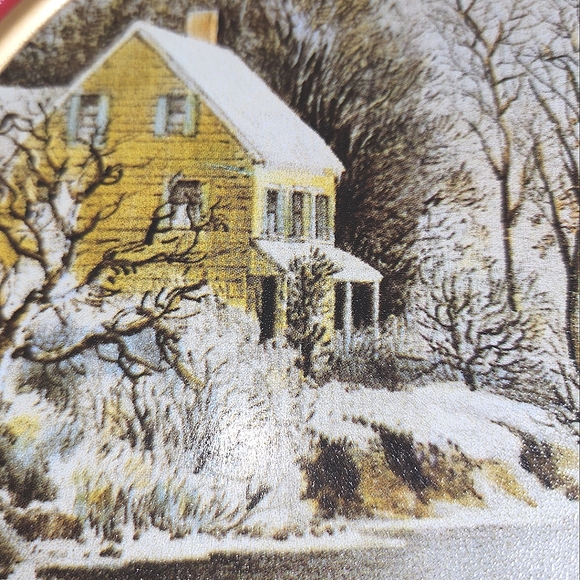 Vintage Sunshine Bakers Currier & Ives Early Winter Large Cookie Tin 3.5"HX10"D - Picture 9 of 10